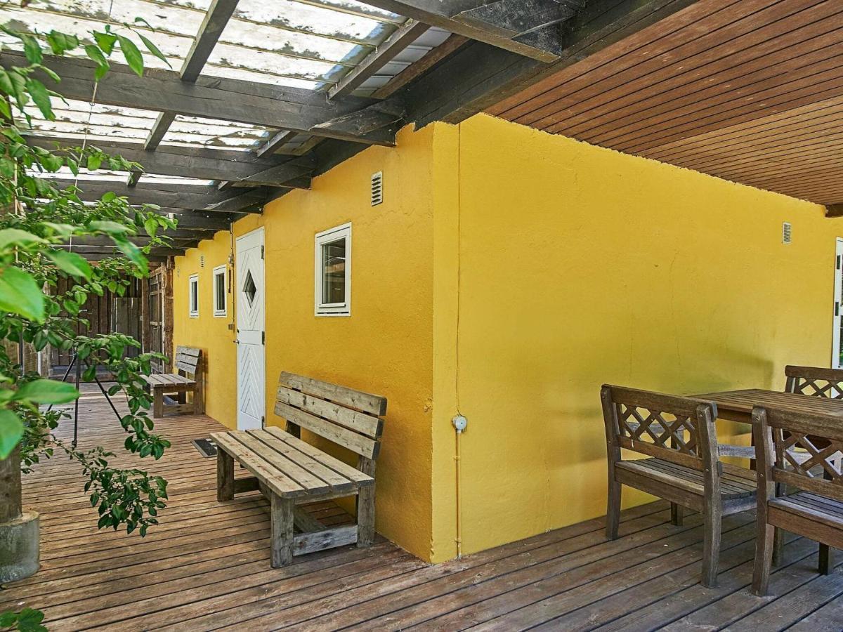 6 Person Holiday Home In AÅkirkeby Szoba fotó