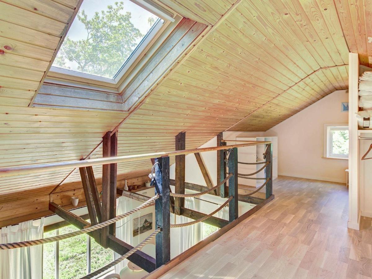 6 Person Holiday Home In AÅkirkeby Szoba fotó